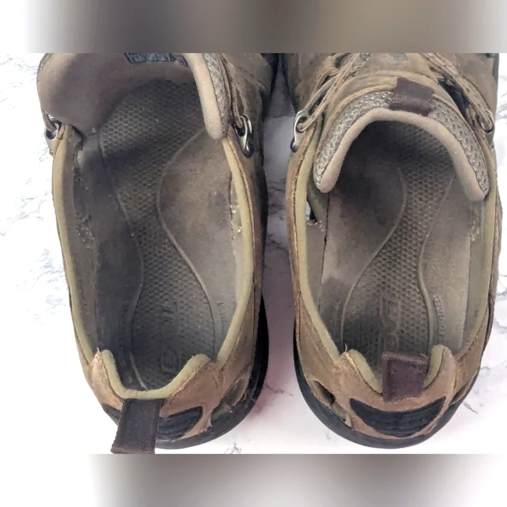 Teva Kimtah Size 12 Men's Leather Sandals Brown